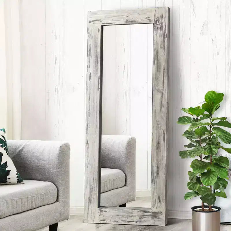 Espejo de cuerpo entero rectangular de 24" An. x 58" Al. con marco de madera maciza, blanco envejecido