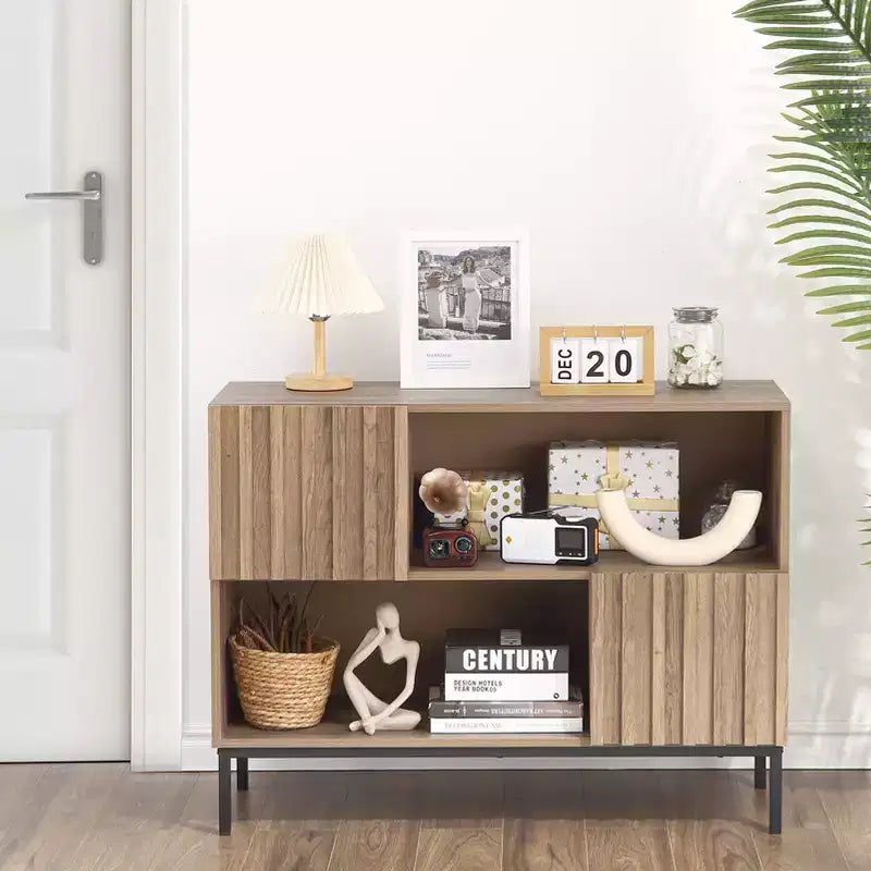 Aparador semicerrado, aparador de patrón ondulado de 39.4 pulgadas con patas de metal, mesa consola marrón roble y negra para sala de estar, comedor, almacenamiento de entrada