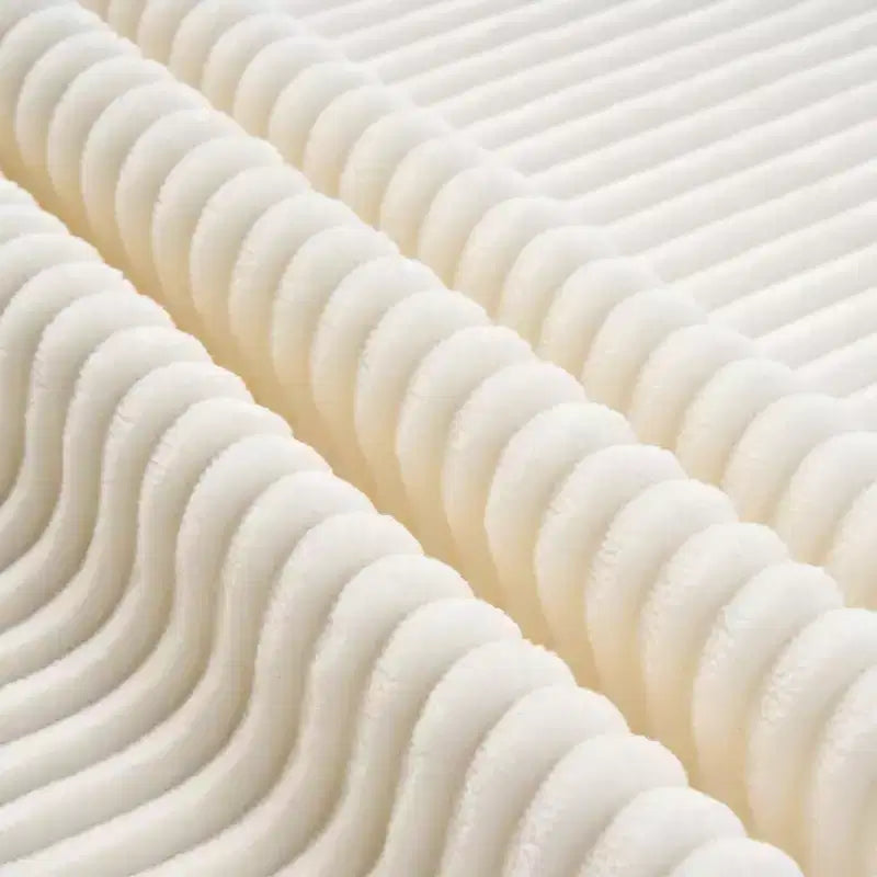 Sofá cómodo de pana blanca con 5 cojines – Esencial para una sala de estar acogedora