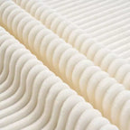 Sofá cómodo de pana blanca con 5 cojines – Esencial para una sala de estar acogedora