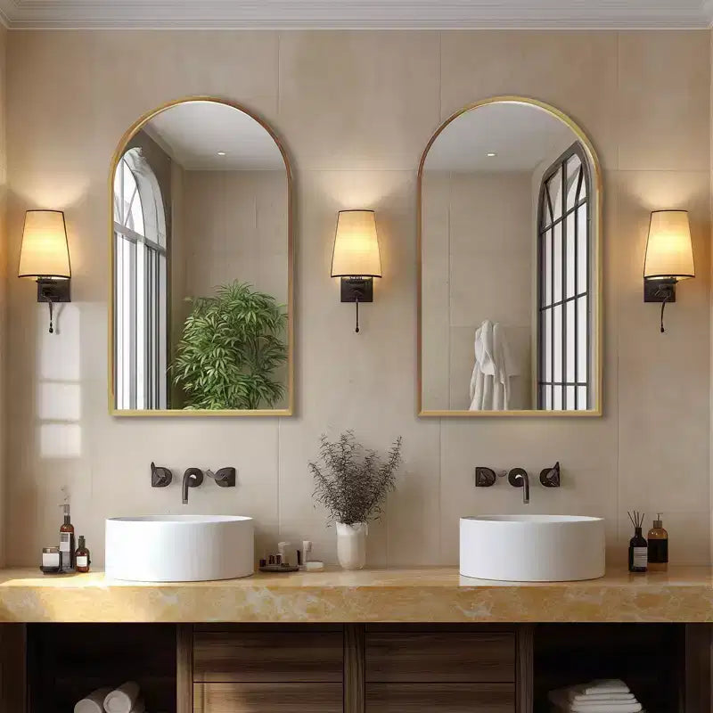 Espejo de baño de pared arqueado de 20x30 pulgadas con marco de metal para baño y dormitorio