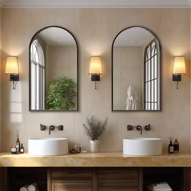 Espejo de baño de pared arqueado de 20x30 pulgadas con marco de metal para baño y dormitorio