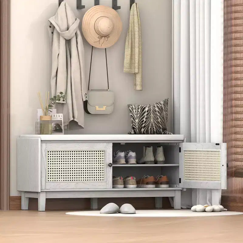 Banco de almacenamiento Boho para entrada, banco de zapatos de madera con cojín y puertas dobles de ratán