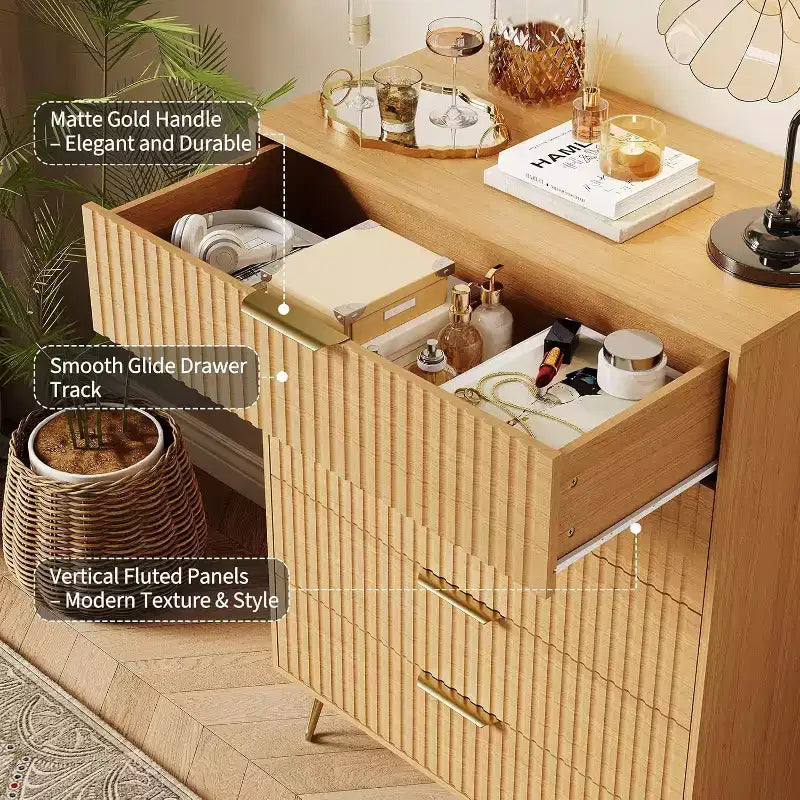 Cómoda acanalada para dormitorio con 5 cajones, 81 cm de ancho, moderna cómoda de madera para dormitorio con tiradores de metal, organizador de almacenamiento de ropa ancho, mueble para TV