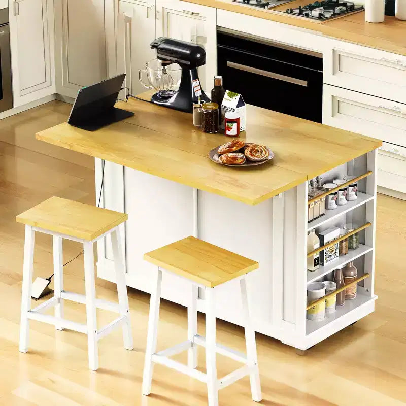 Isla de cocina con almacenamiento, carritos de almacenamiento de cocina rodantes con ala abatible, toma de corriente, estantes, cajones y ruedas con bloqueo, blanco.